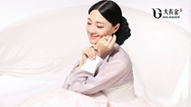 韩模珠宝广告